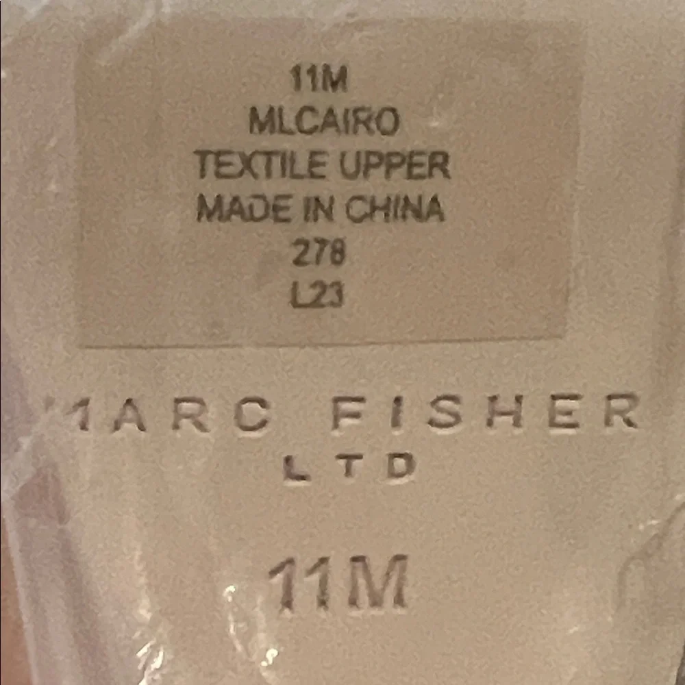 NWT Marc Fisher LTD Cairo Ankle Strap Platform Sandal
